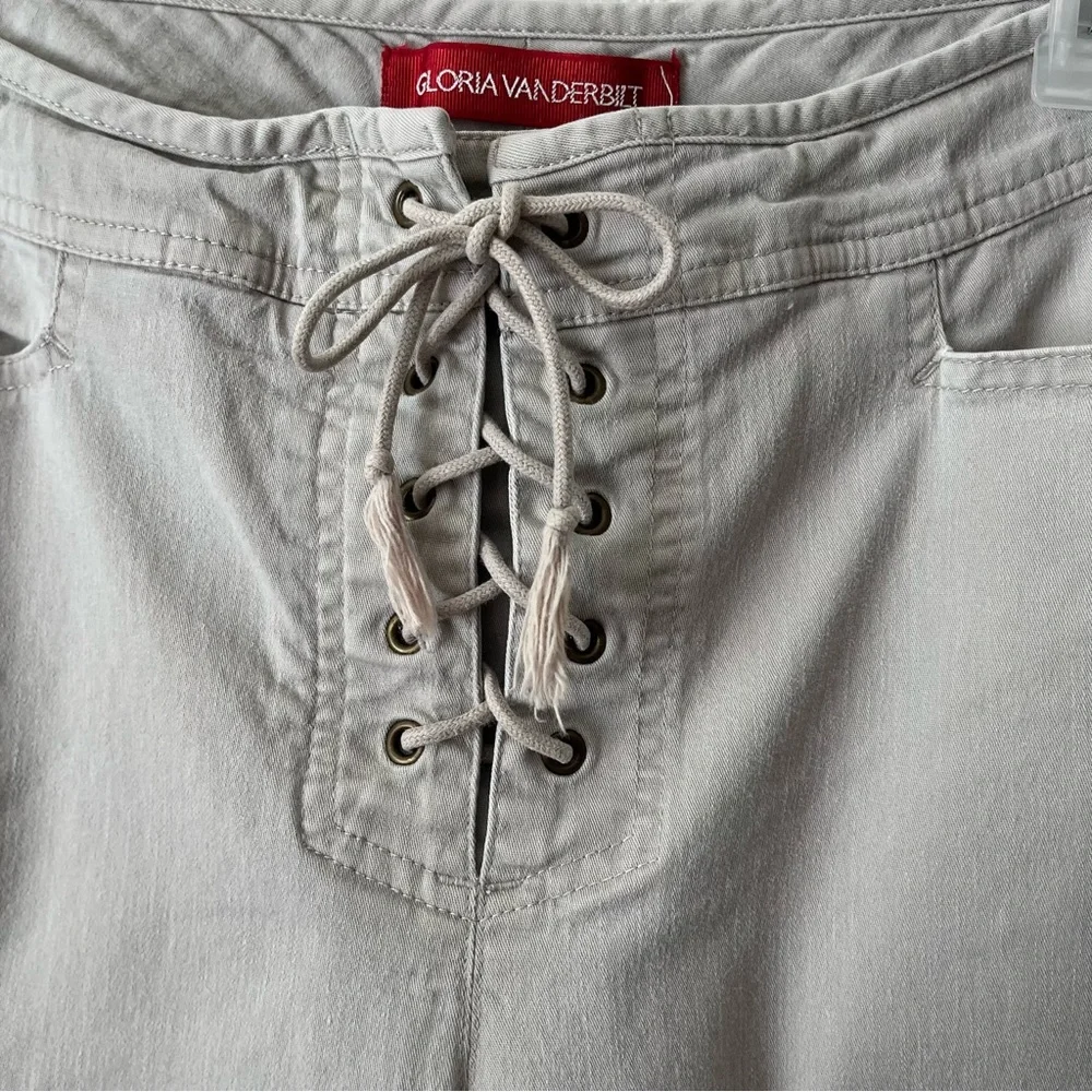 Vintage Gloria Vanderbilt Women Capri Cropped Pants Size 14P Beige Lace up Front